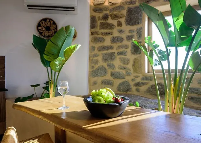 Hotel Vrachos Mykonos 3*